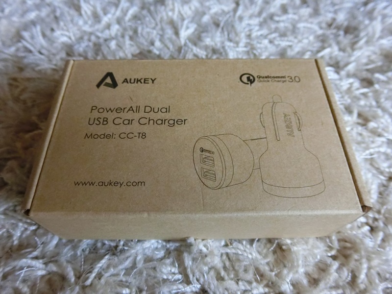 Aukey USBカーチャージャー